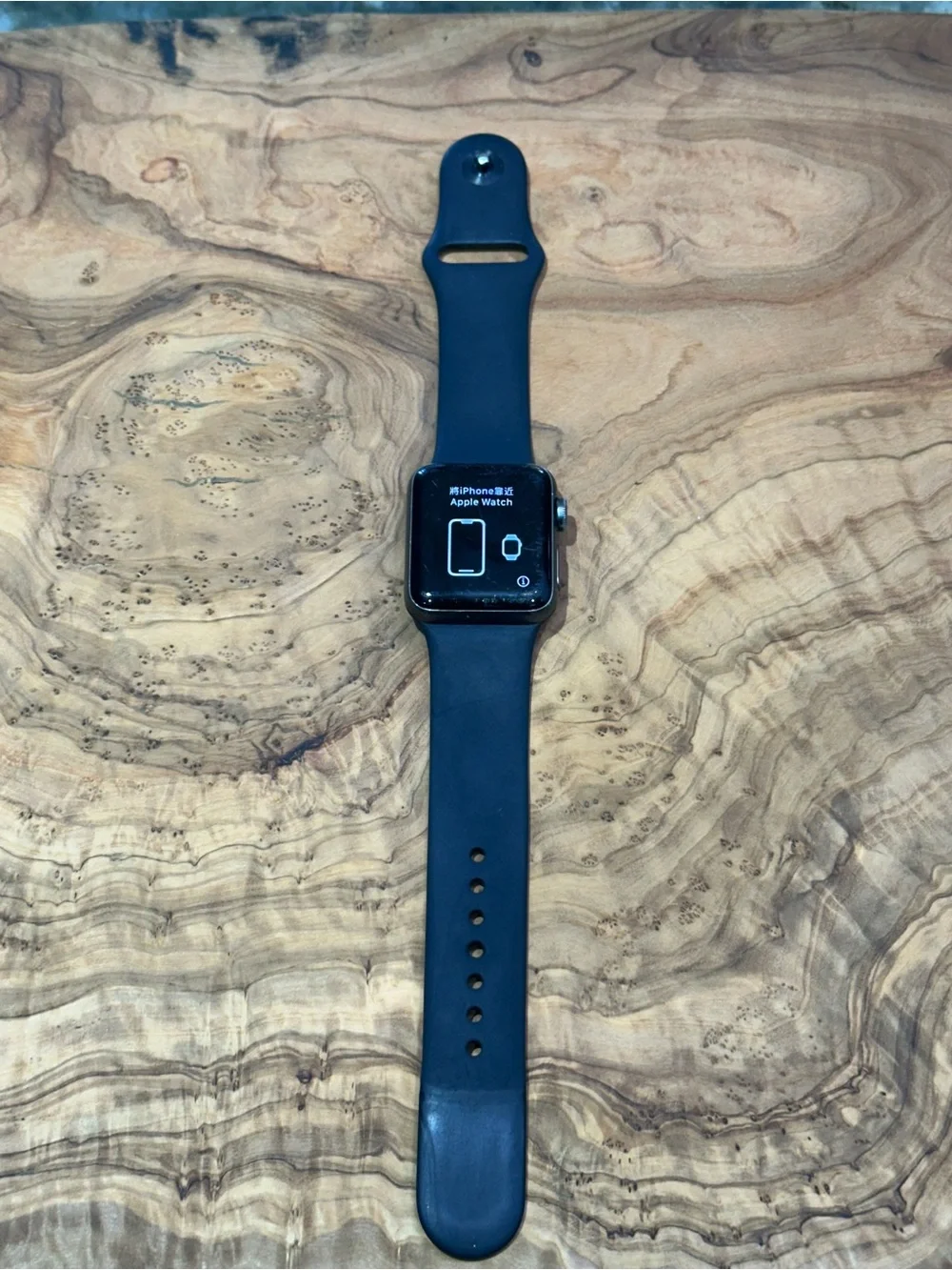 Apple Watch Series 3 38mm Space Grey Aluminum Black Sport